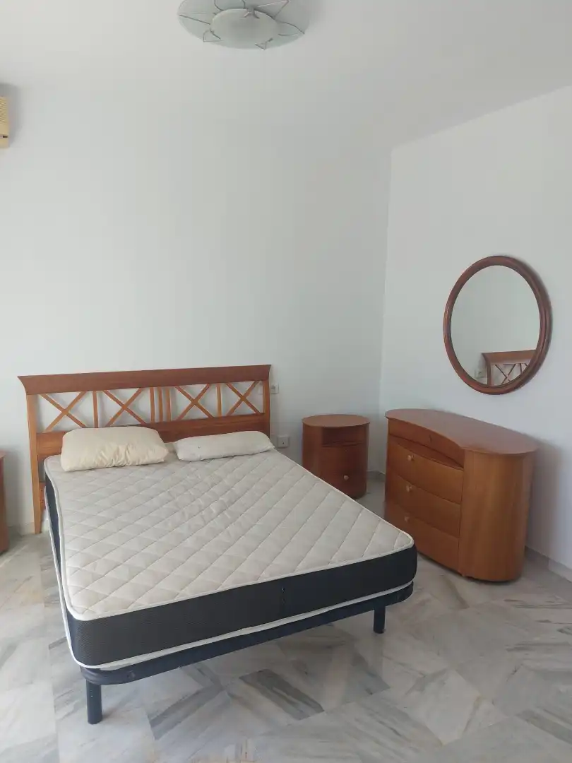 Habitación de Casa adosada de alquiler en Benalmádena con Aire acondicionado, Terraza y Amueblado