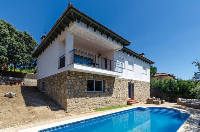 Casa-chalet en Alquiler en Cerro Alarcón