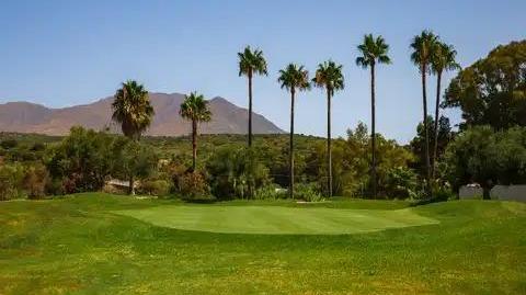 Foto 3 de Residencial en venda a  Estepona Golf, Estepona Golf, Málaga