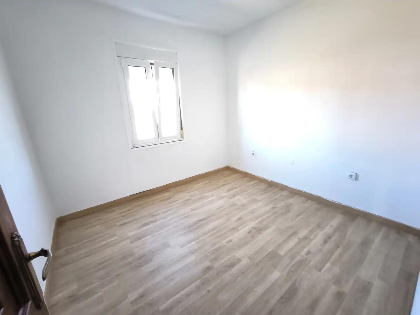 Dormitori de Casa adosada en venda en Ordes amb Moblat