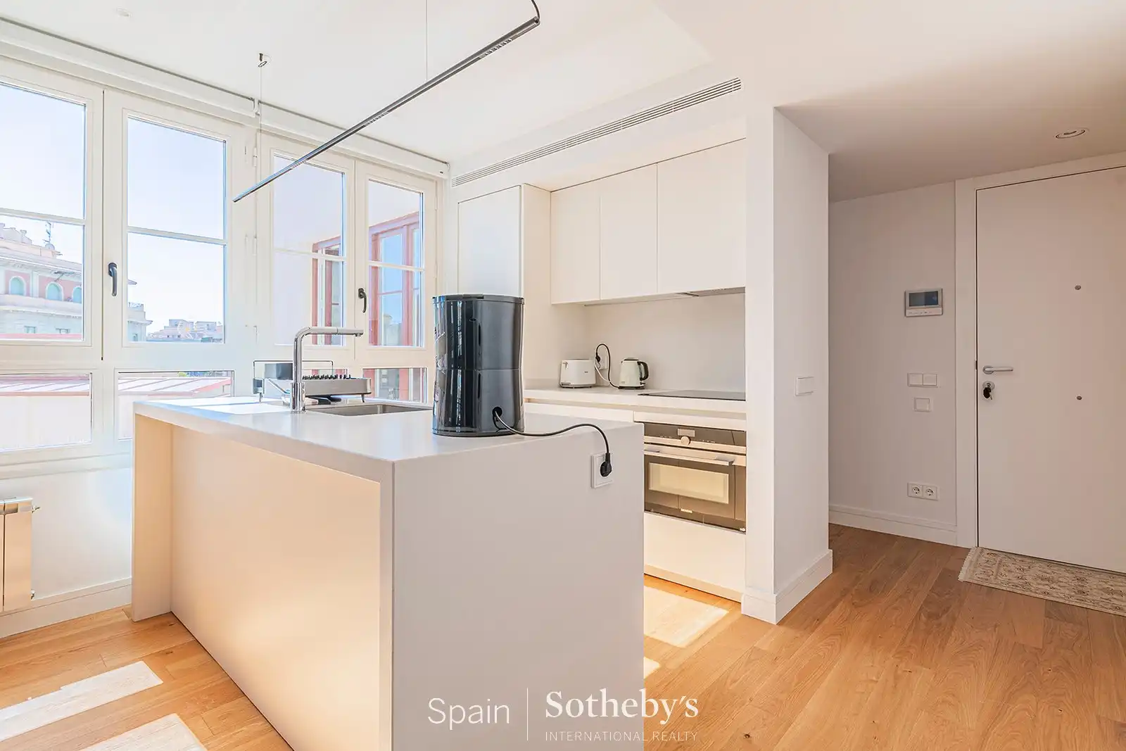Kitchen of Apartments for sale in Barcelona  with Air Conditioner, Heating and Terrace
