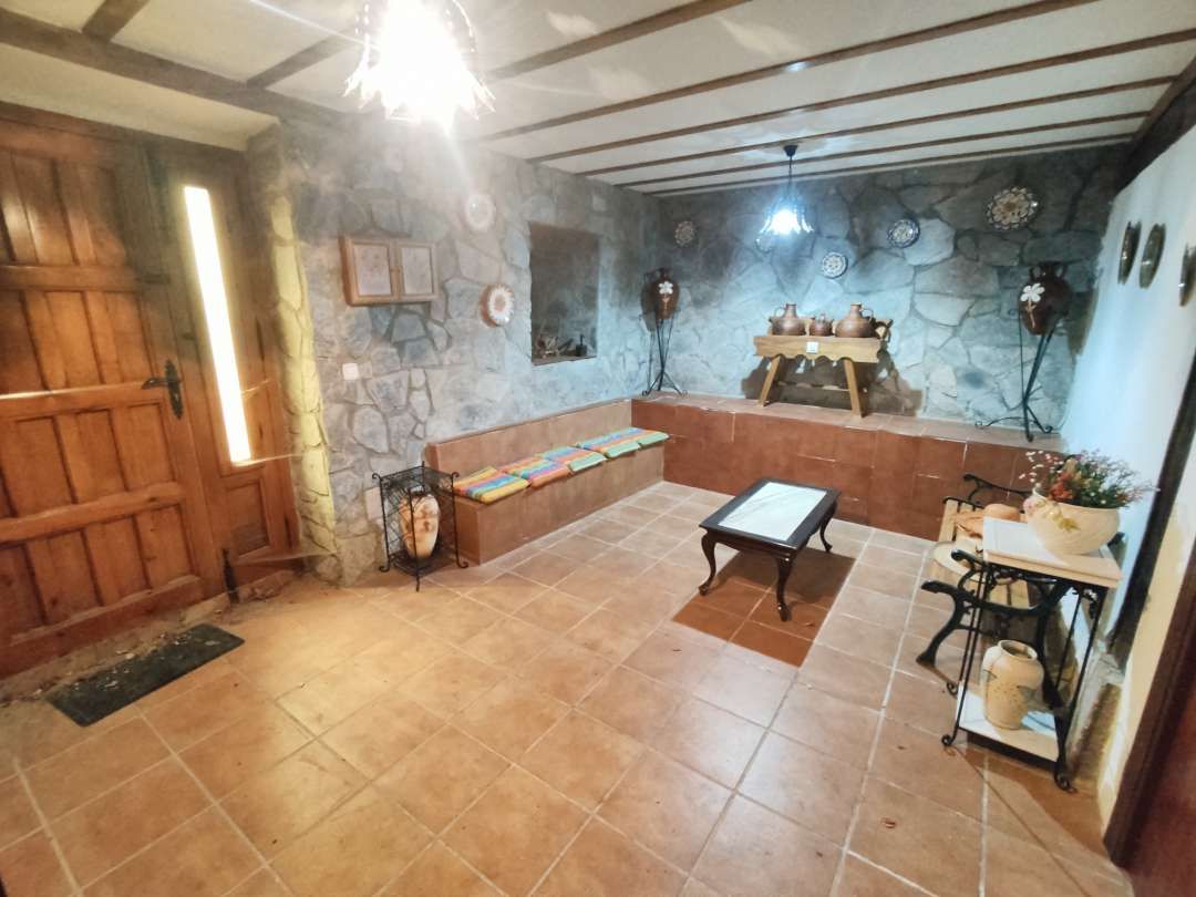 House or chalet for sale in Valle de Tobalina  with Furnished
