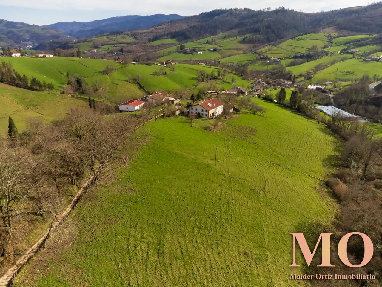 Country house zum Verkauf in Bergara mit Heizung, Privatgarten und Terrasse