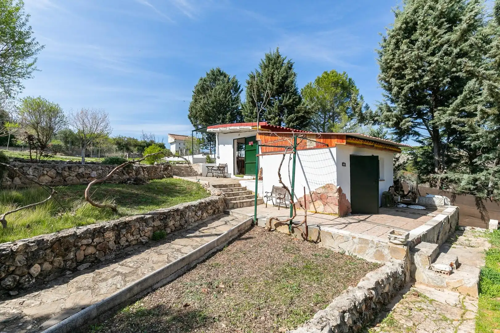 Garden of Houses for sale in Almoguera  with Air Conditioner, Heating and Private garden