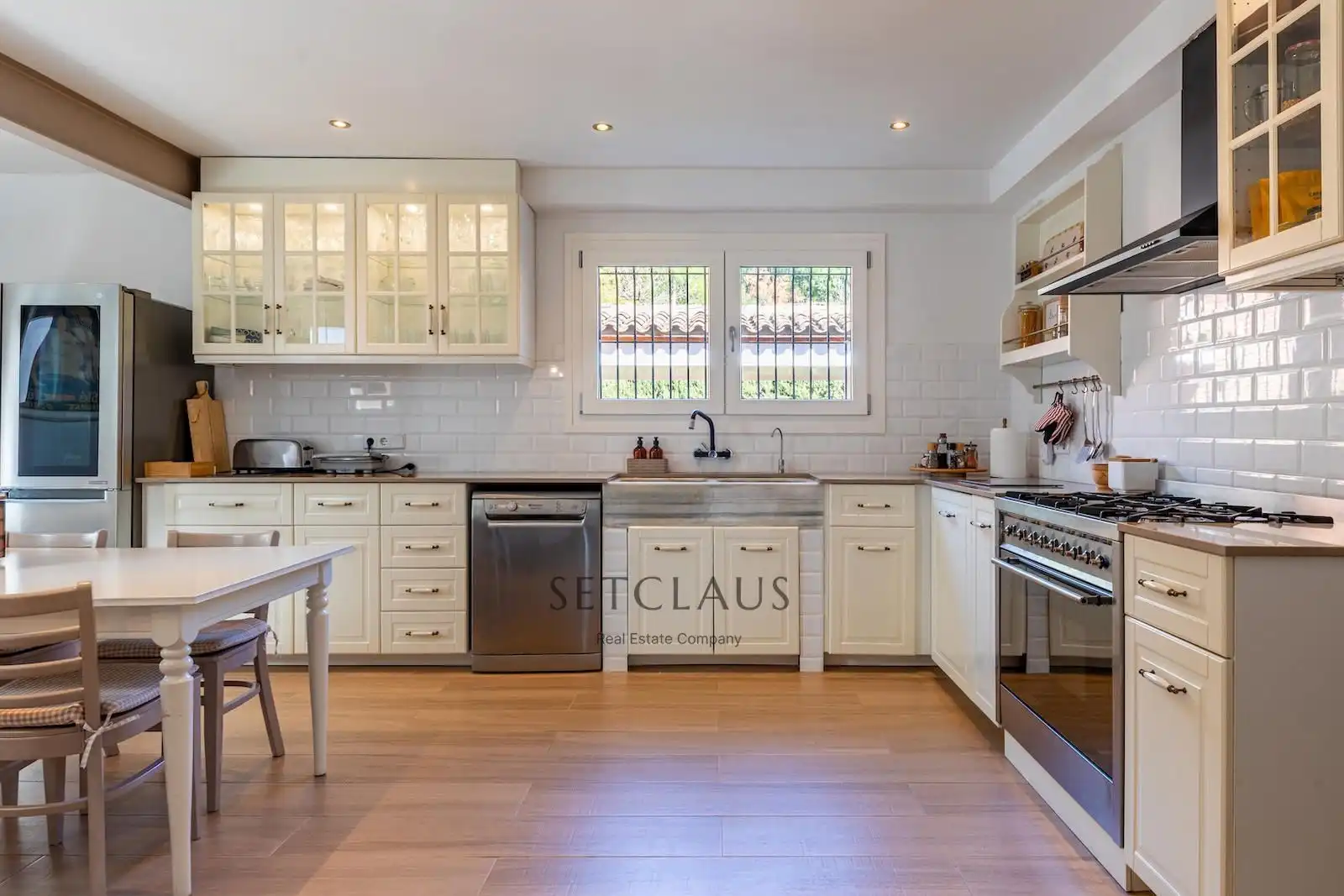 Kitchen of Houses for sale in Premià de Dalt  with Air Conditioner, Heating and Private garden