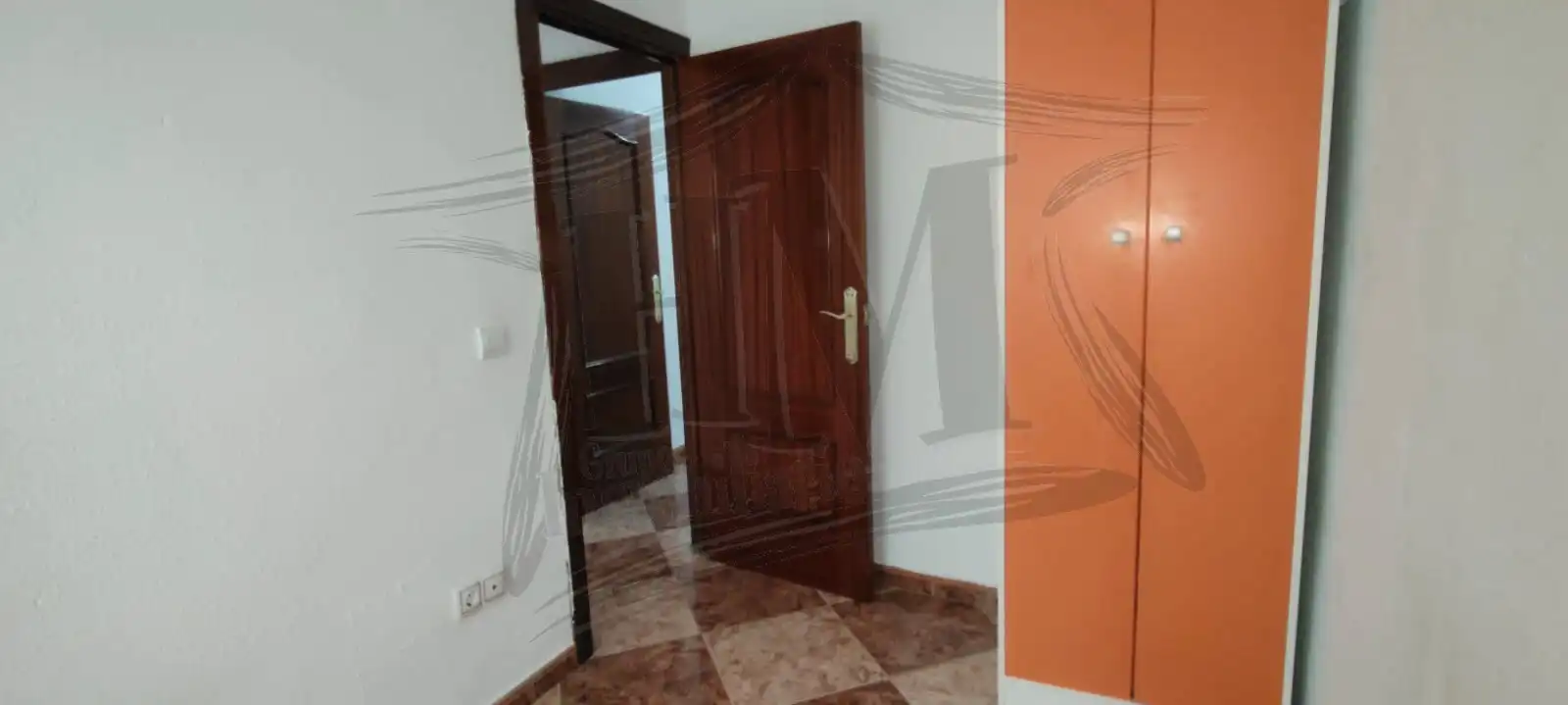 Piso en venta en Alcalá de Henares con Terraza y Internet