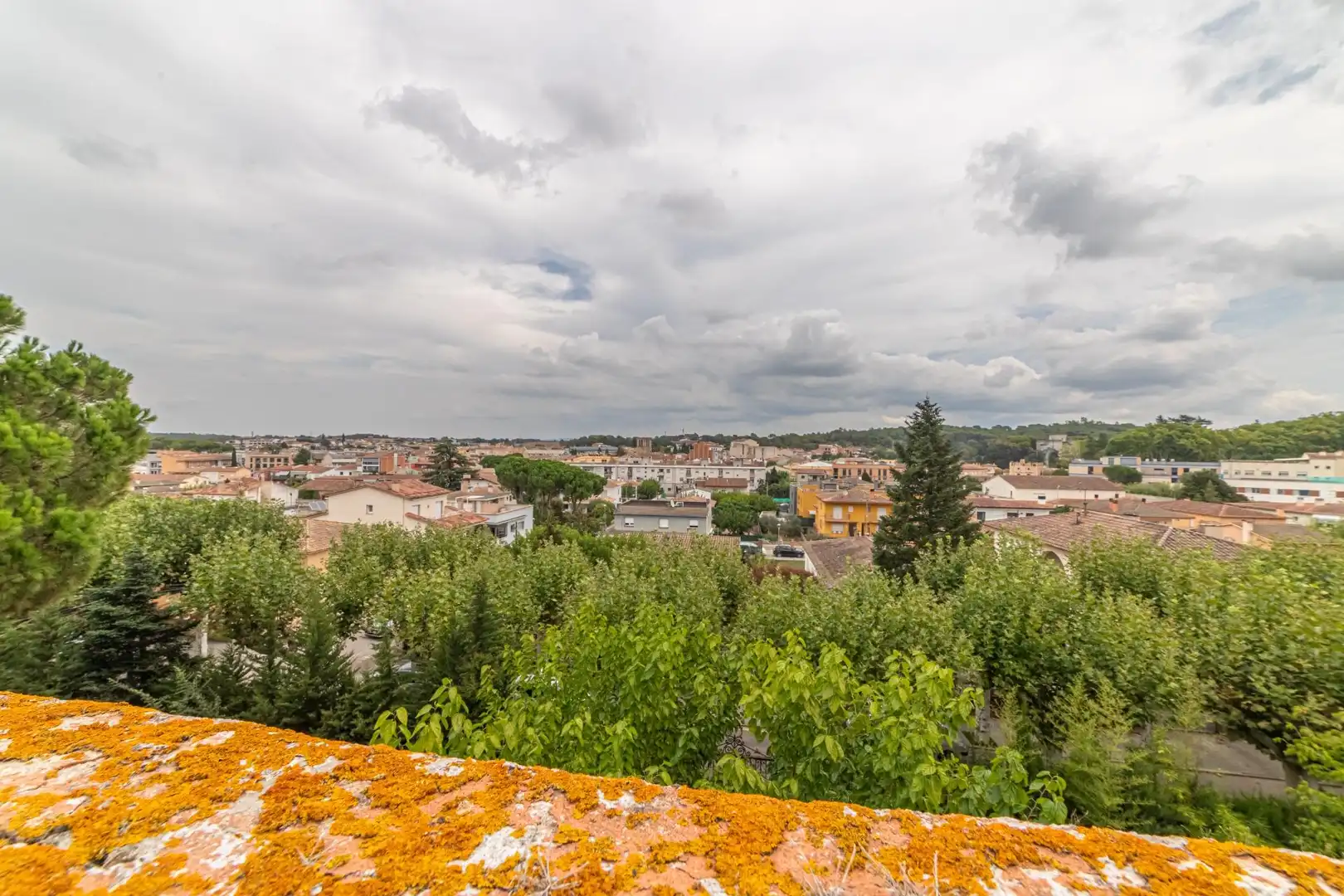 Vista exterior de Casa o xalet en venda en Caldes de Malavella amb Calefacció, Jardí privat i Terrassa