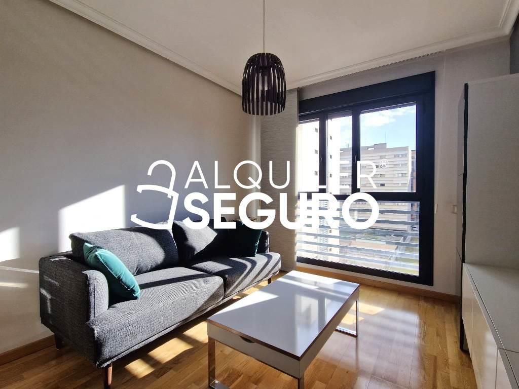 Sala d'estar de Pis de lloguer en  Madrid Capital amb Aire condicionat, Calefacció i Traster