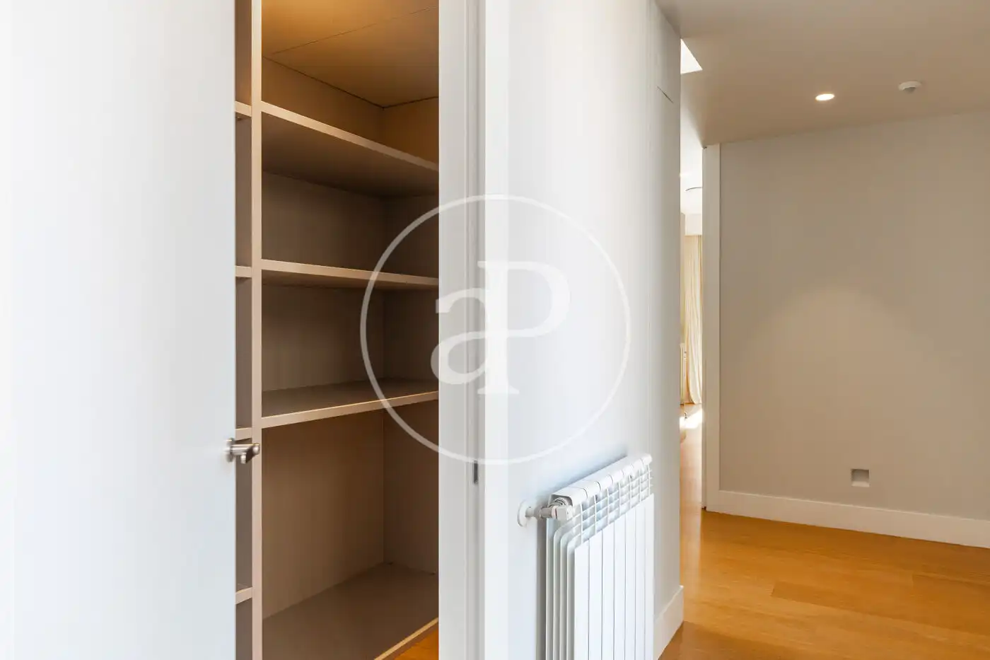 Piso de alquiler en Barcelona con Aire acondicionado, Calefacción y Jardín privado