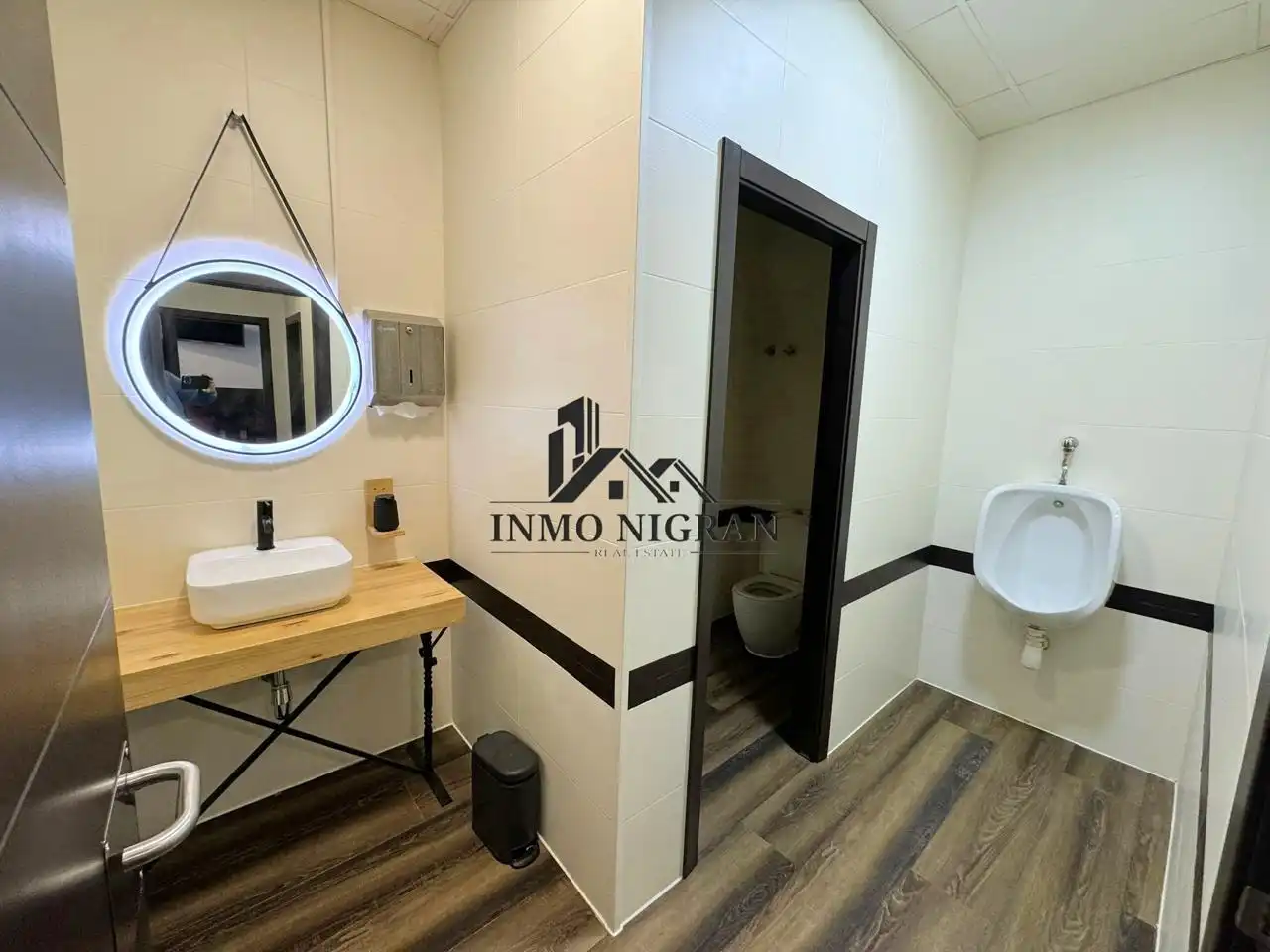 Local comercial en venta en Villamil y Castro, imagen 10