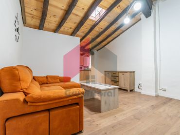 Casa amb balcó en venda a Alcover