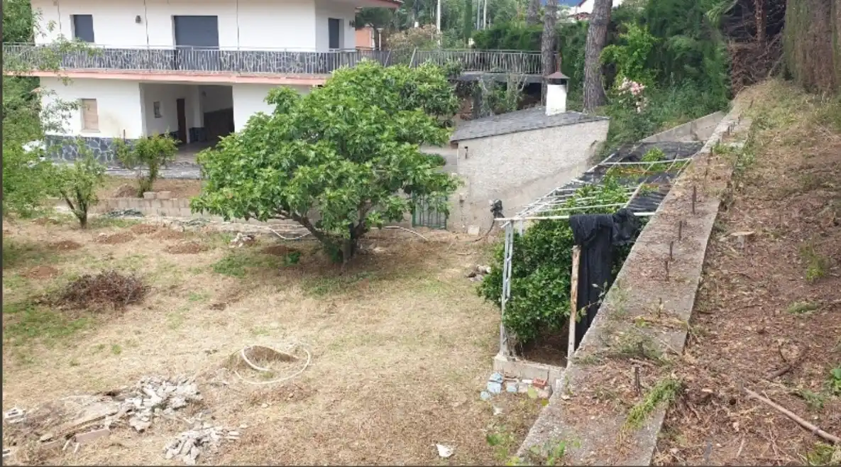 Terreny residencial en venda a Passatge Farigola 4, imagen 2