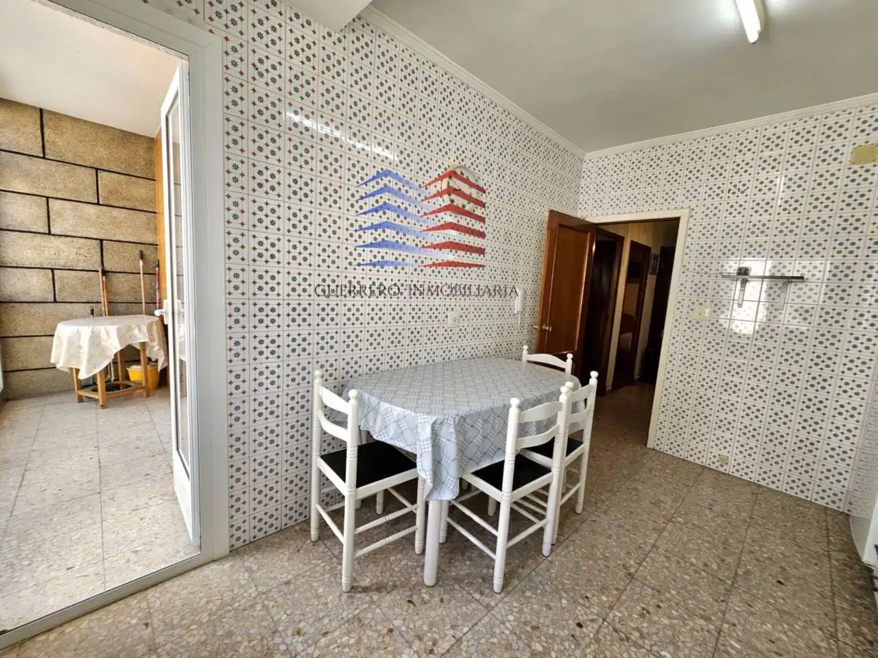 Dining room of Flat for rent in Ourense Capital   with Heating, Furnished and Balcony