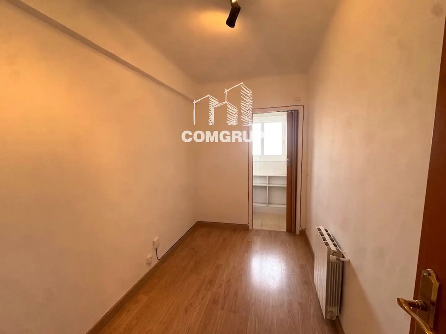Bedroom of Flat for sale in Barcelona  with Air Conditioner, Heating and Parquet flooring