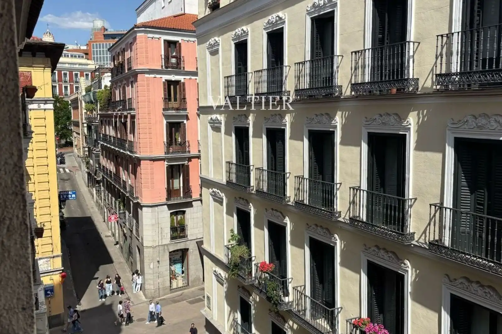Vista exterior de Apartament de lloguer en Madrid amb Calefacció i Terrassa