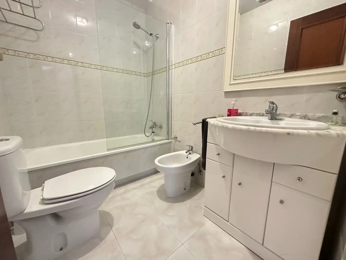 Baño de Piso en venta en Ames con Calefacción y Trastero