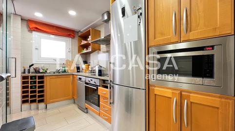 Foto 4 de Pis en venda a Avinguda D'àfrica, Llefià, Barcelona