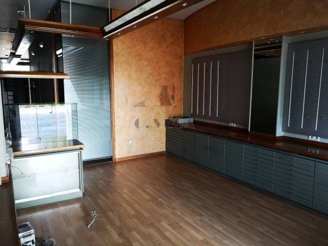 Local comercial en Alquiler en Gran Via, 174 en Praza Independencia