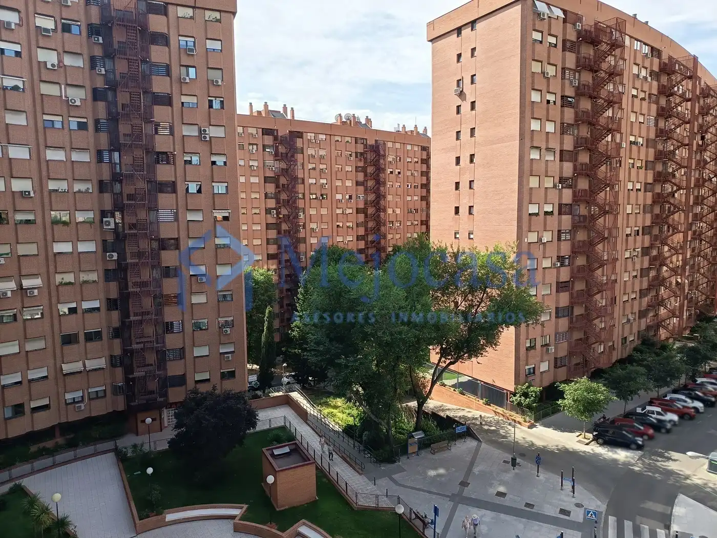 Vista exterior de Piso en venta en Madrid con Calefacción, Jardín privado y Parquet