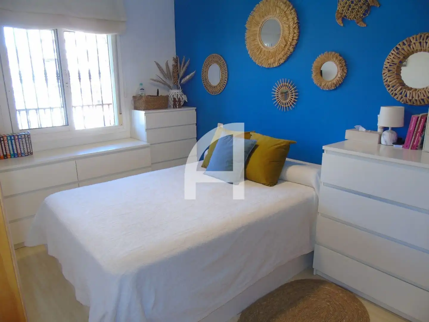 Habitación de Piso en venta en Fuengirola con Aire acondicionado, Calefacción y Terraza