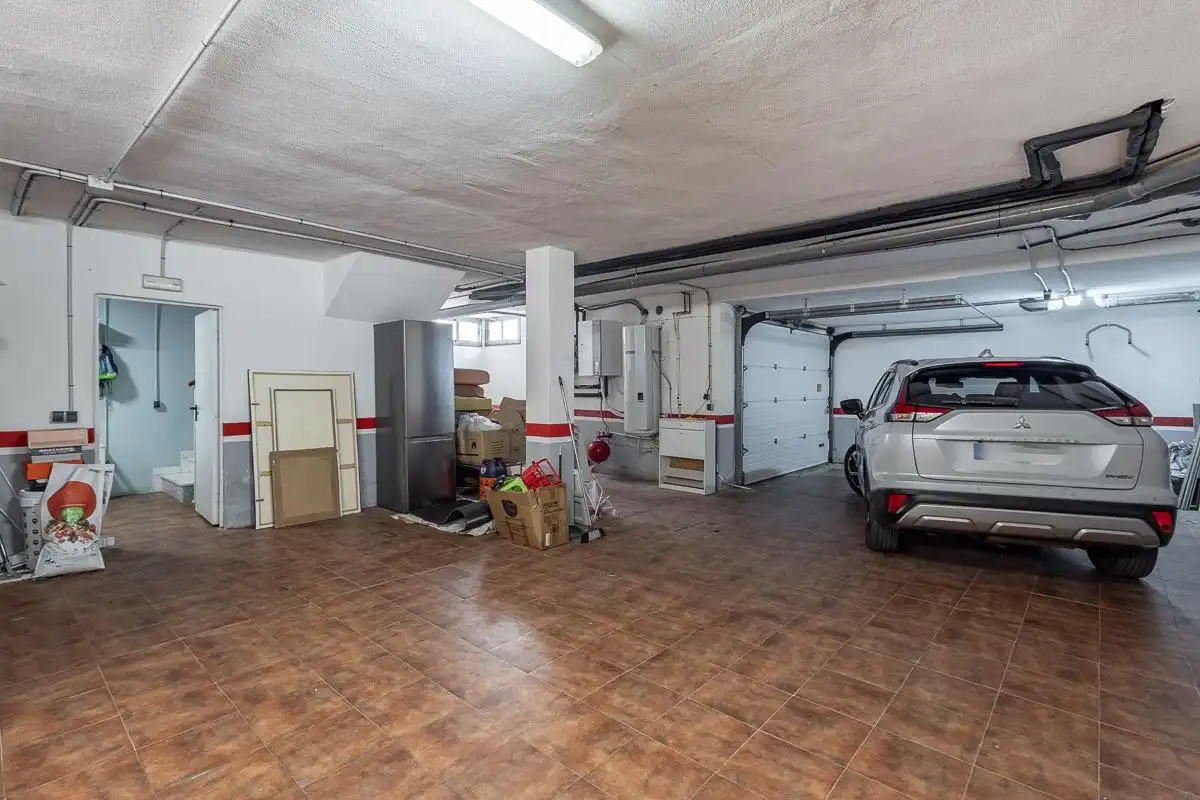 Casa o xalet en venda en Dílar amb Aire condicionat, Calefacció i Jardí privat