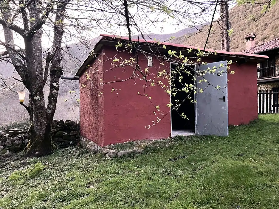 Vista exterior de Casa o chalet en venta en Piloña con Calefacción y Amueblado