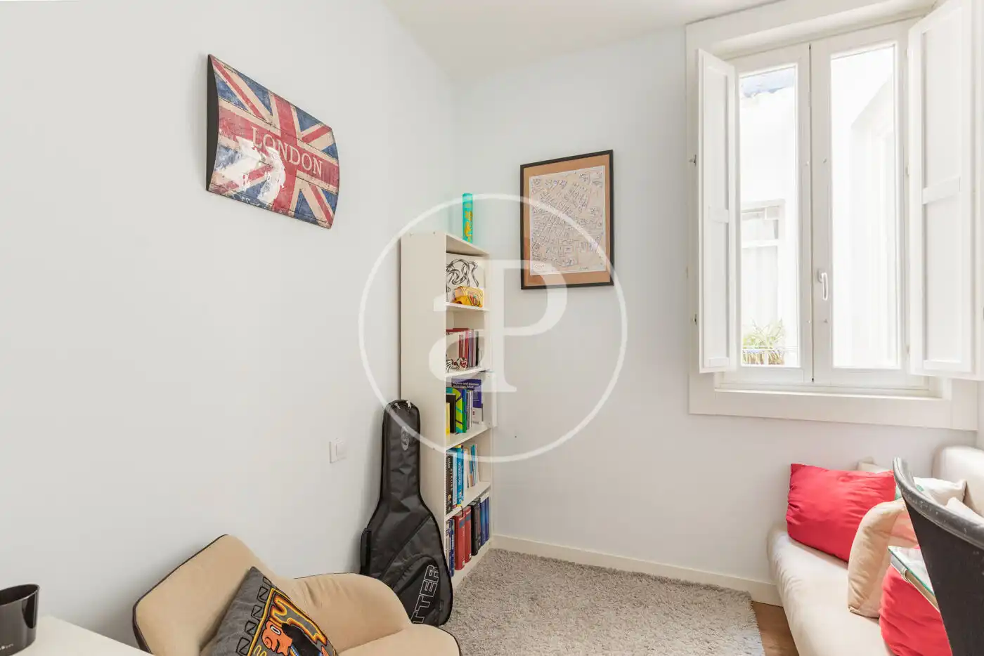 Sala de estar de Piso en venta en Madrid con Aire acondicionado y Balcón