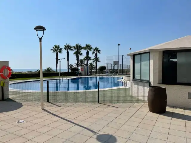 Appartement compact avec terrasse à vendre à Avinguda Alacant, imagen 3