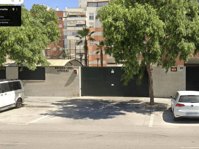 Garaje en Alquiler en Avenida Alicia de Larrocha, 15 en Martín Carpena - Torre del Río