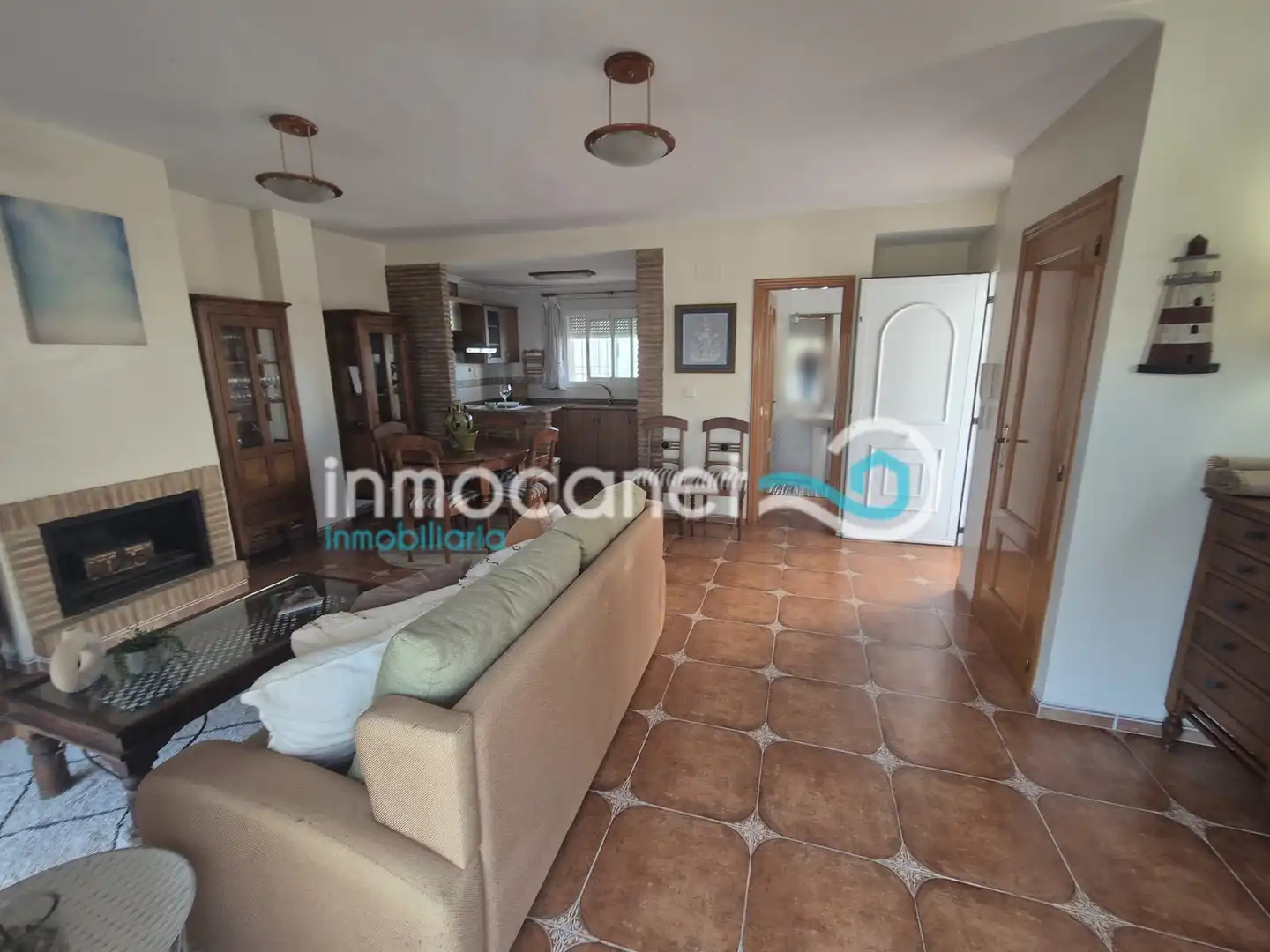Sala d'estar de Casa adosada en venda en Oliva amb Jardí privat, Terrassa i Piscina