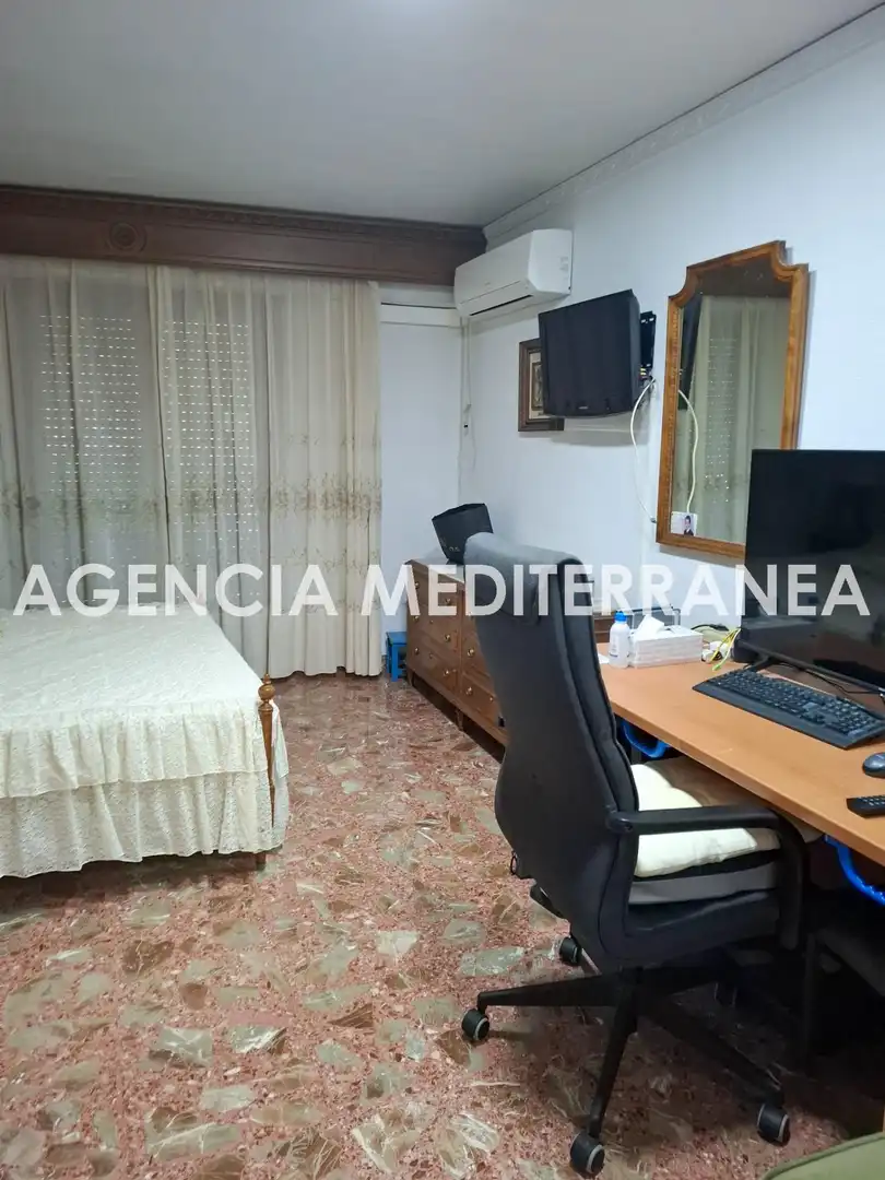 Dormitori de Pis en venda en Oliva amb Traster i Balcó