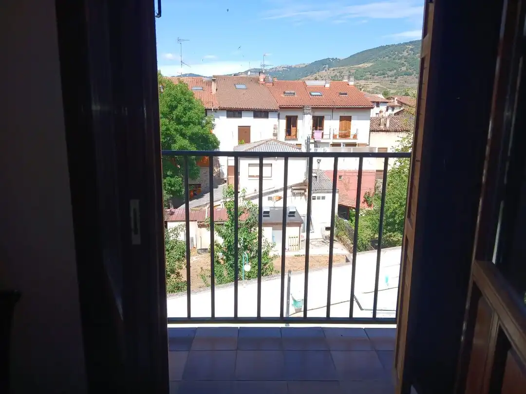 Terraza de Dúplex en venta en Ezcaray con Calefacción, Piscina y Balcón