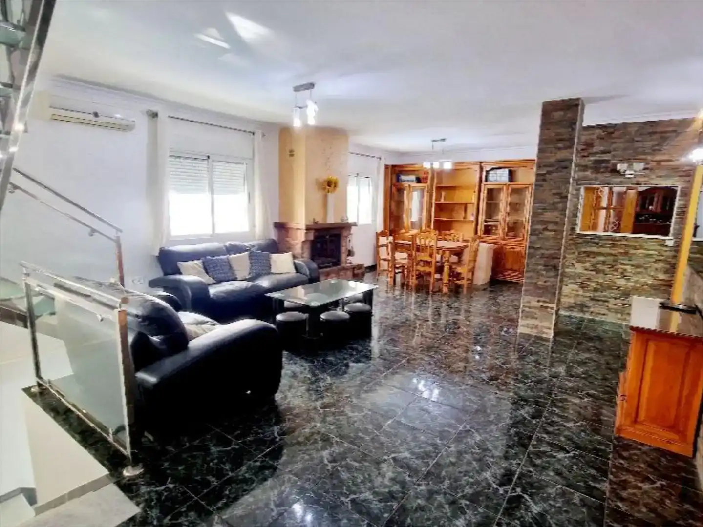 Sala d'estar de Casa o xalet en venda en Mazarrón amb Aire condicionat, Piscina i Balcó