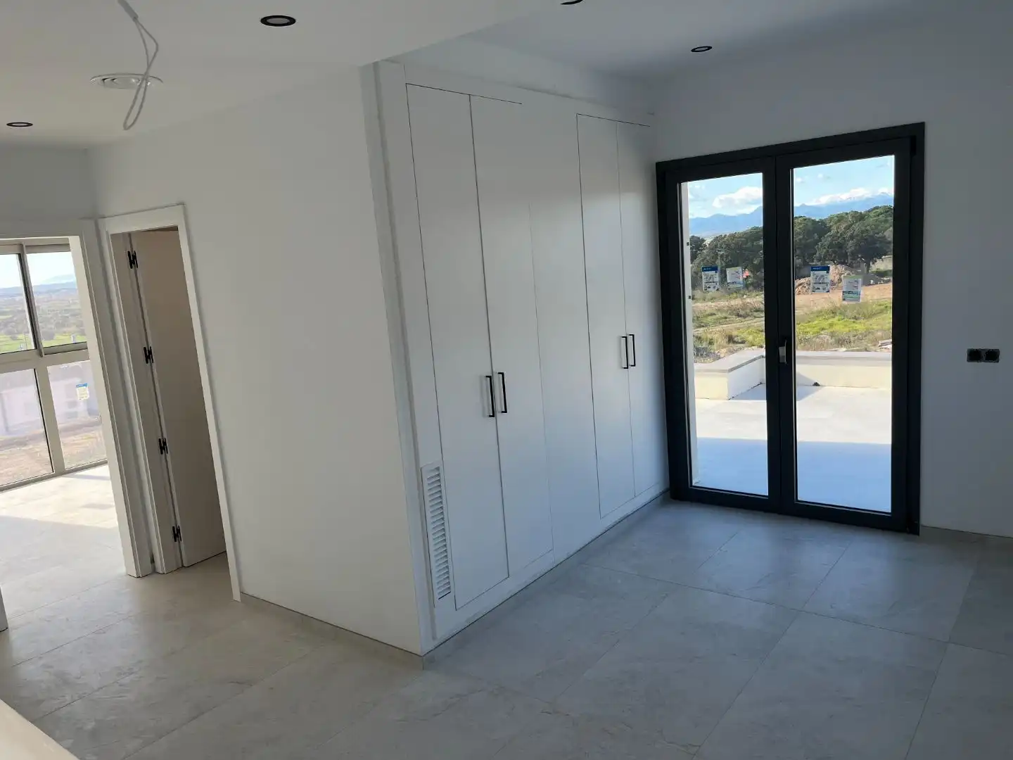 Semi-detached house with garden for sale in Carrer Holanda 11, imagen 8