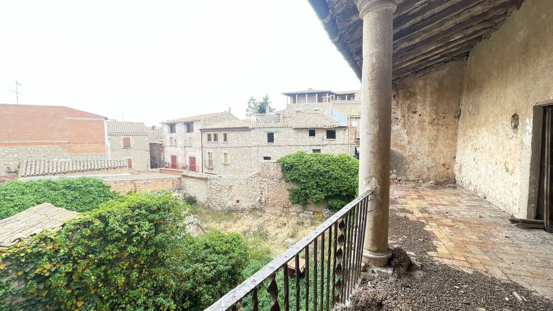 Vista exterior de Finca rústica en venda en Sant Martí de Riucorb