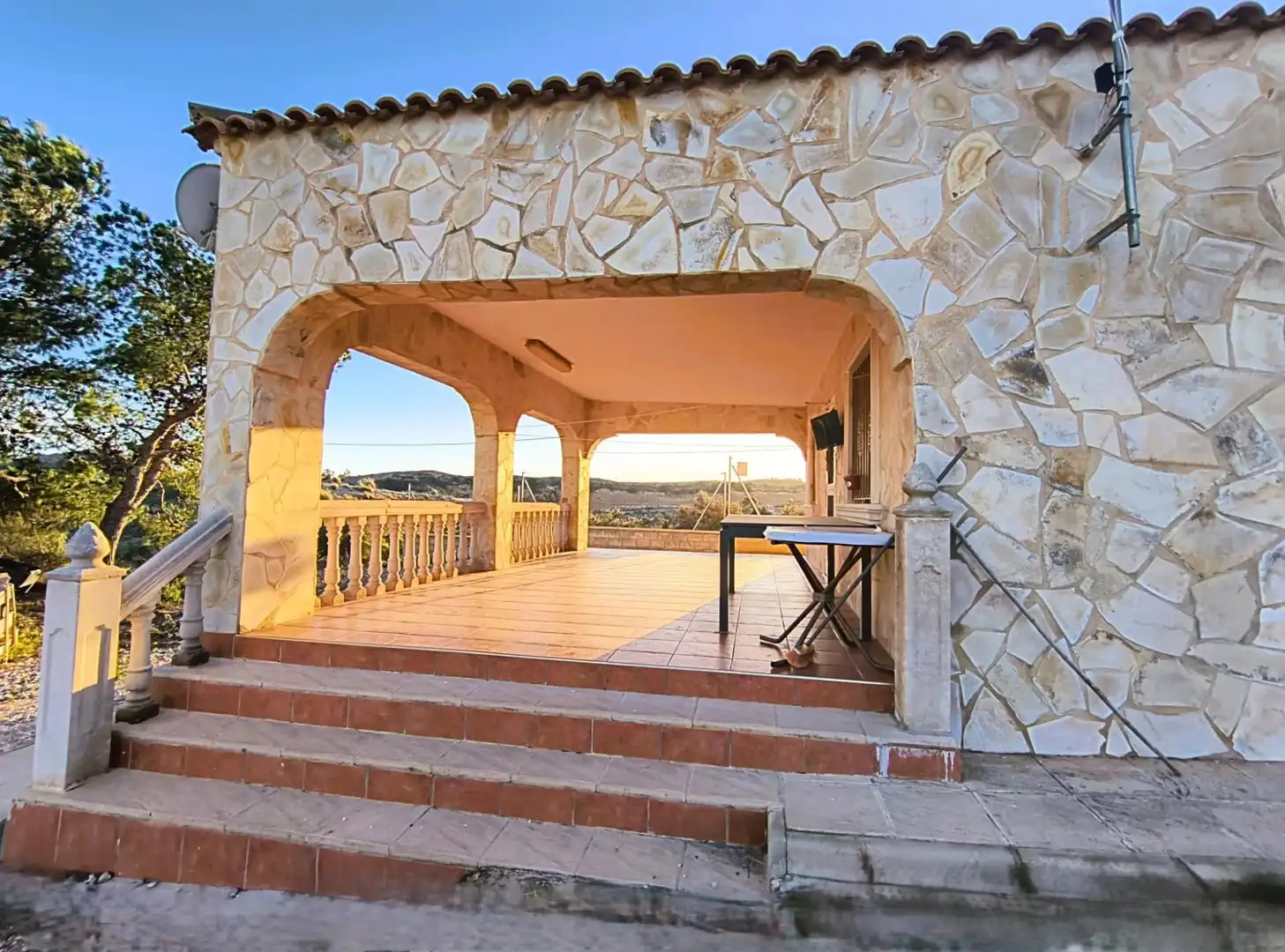 Terrassa de Casa o xalet en venda en Crevillent amb Aire condicionat, Jardí privat i Traster