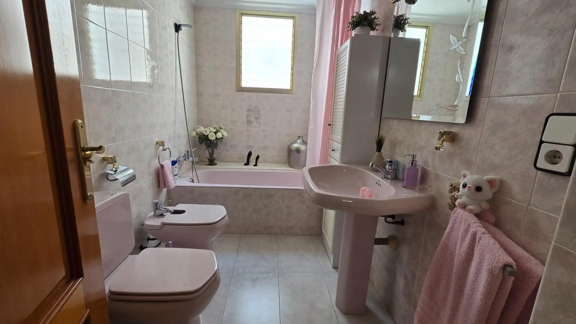 Flat for sale in Calle mariano luiña , Pont Nou - Corazón de Jesús