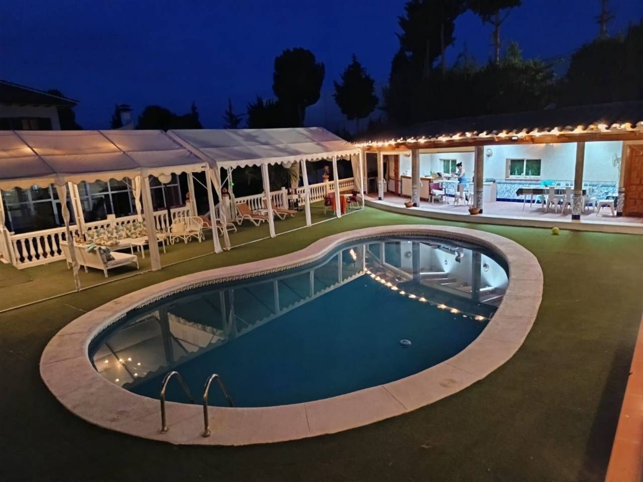 Piscina de Edificio en venta en Cúllar