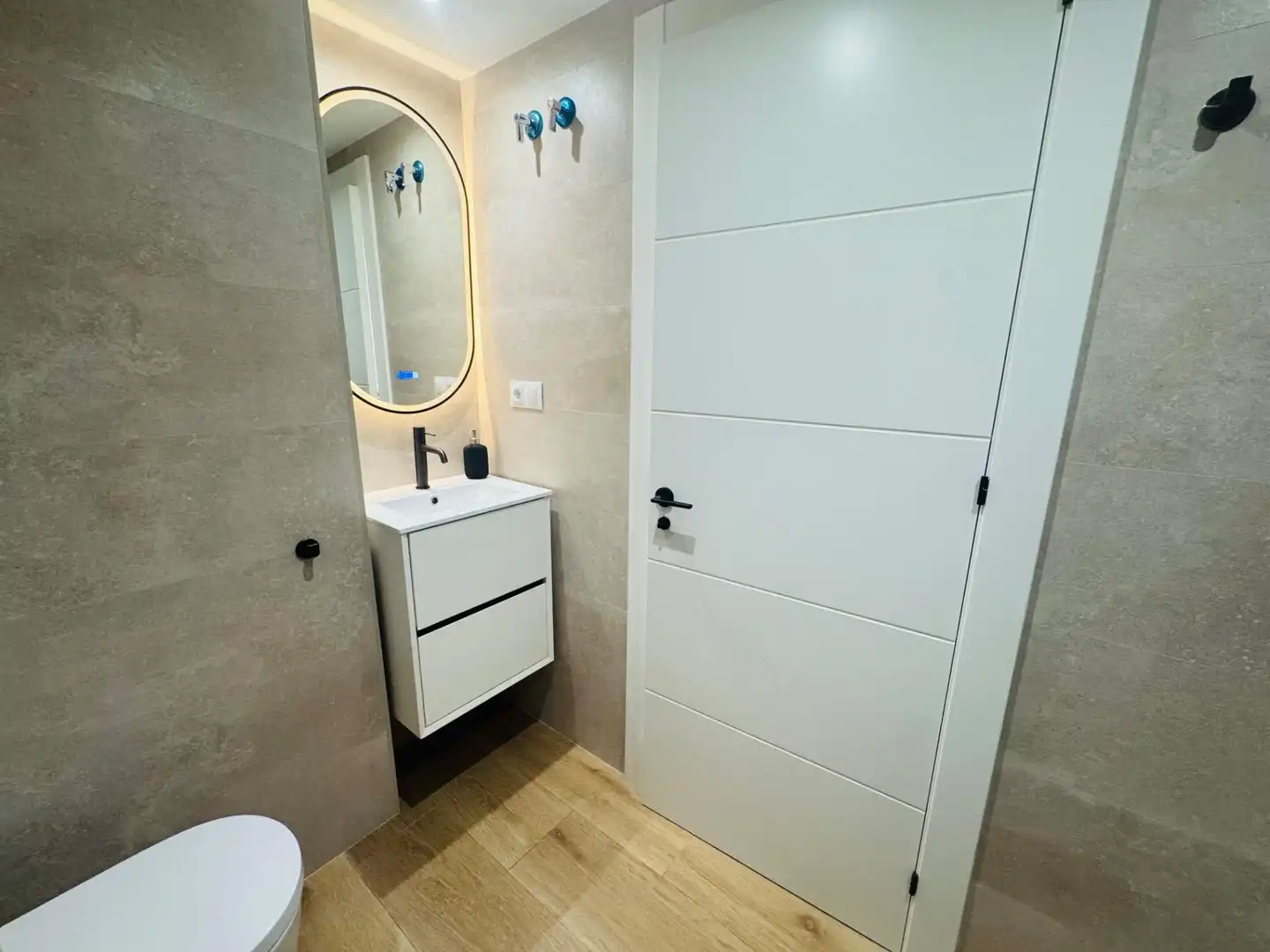 Badezimmer von Wohnung zur Miete in Málaga mit Klimaanlage und Möbliert
