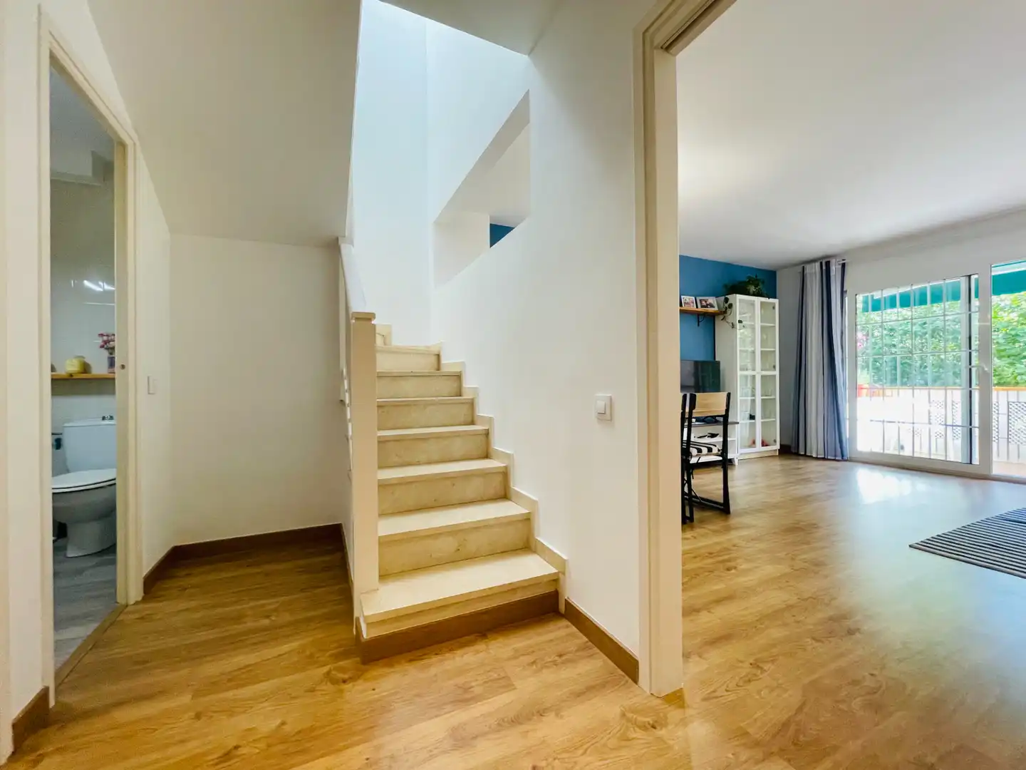 Dúplex en venta en Corbera de Llobregat con Calefacción, Parquet y Terraza