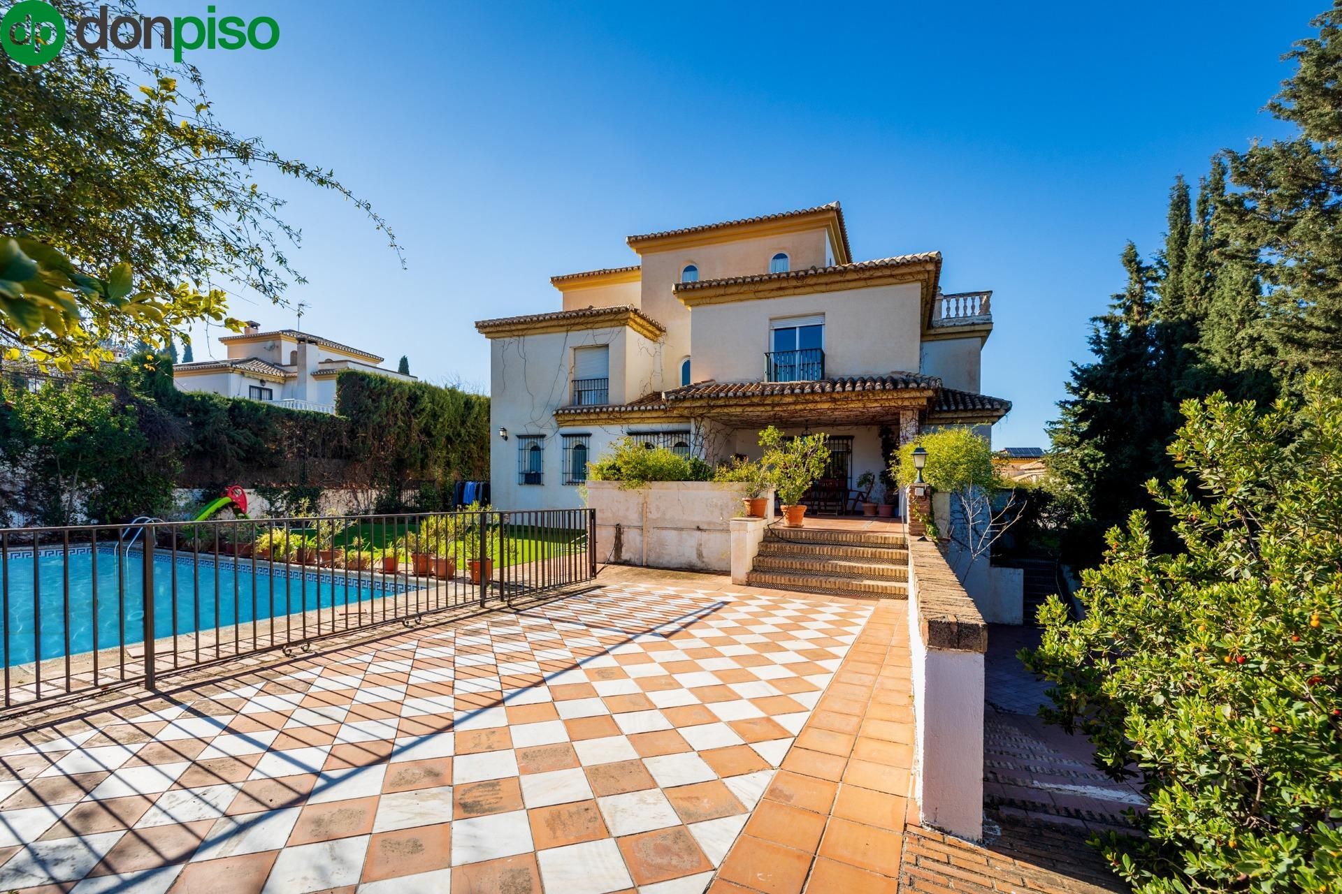 Casa o xalet en venda a  LEÑADORES, 58, Cájar