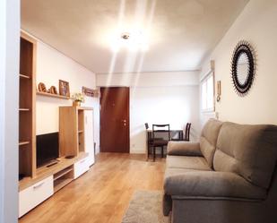 Living room of Attic to rent in Oviedo   with Heating