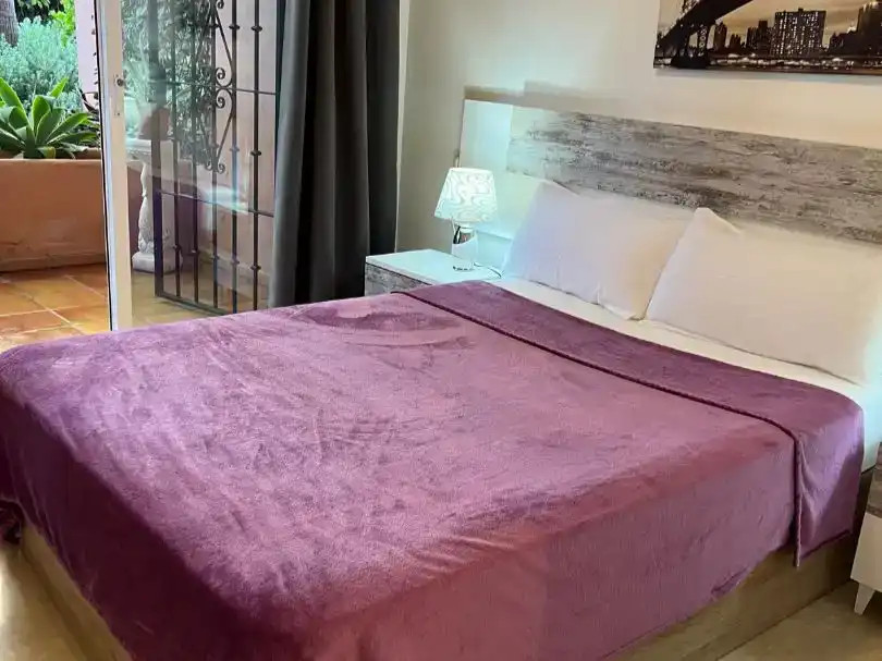 Bedroom of Flat for rent in Milla de Oro