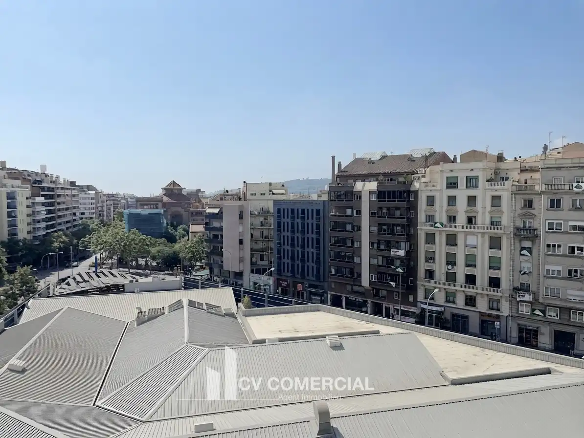 Piso con terraza en venta en Carrer del Comte d'Urgell, imagen 46