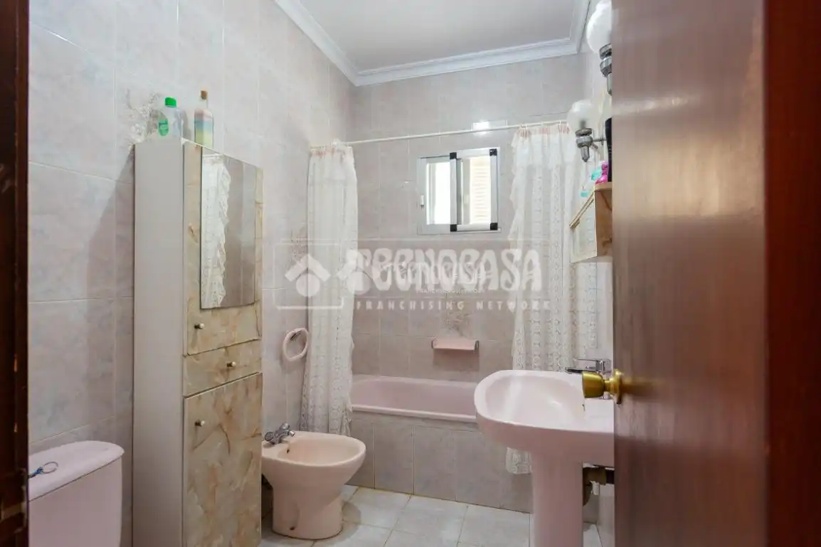 Casa rústica amb jardí en venda a Cútar, imagen 25