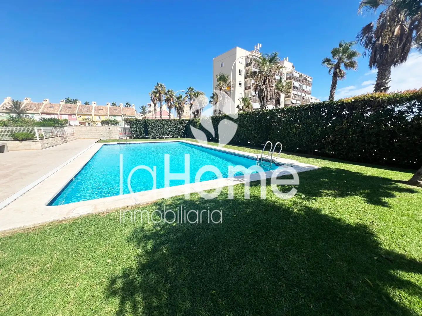 Piscina de Piso en venta en Valencia con Aire acondicionado, Terraza y Balcón