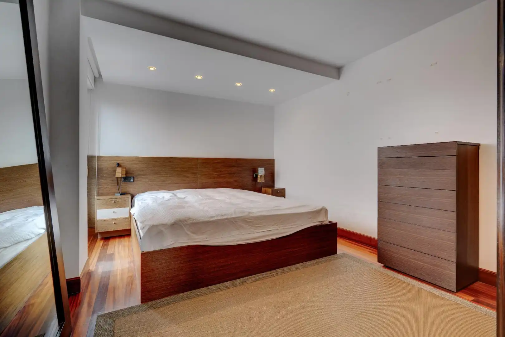 Habitación de Piso en venta en Donostia - San Sebastián  con Calefacción, Trastero y Amueblado