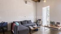 Sala d'estar de Apartament en venda en  Barcelona Capital amb Aire condicionat i Balcó