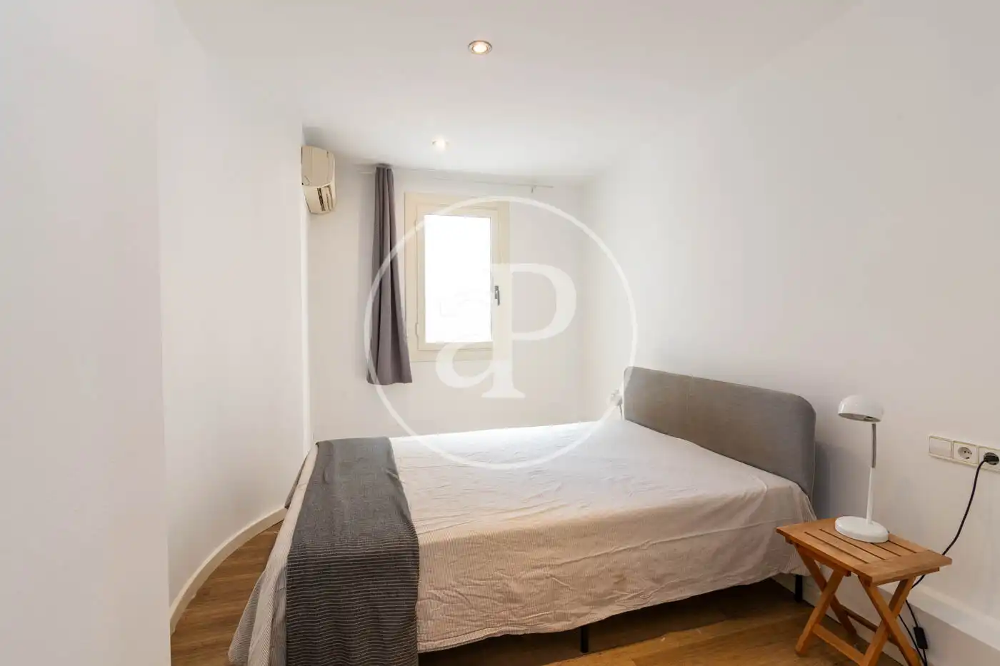 Habitación de Piso en venta en Barcelona con Aire acondicionado y Calefacción
