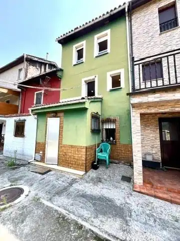 Casa adosada en venda a PIEZAS,LAS, 55, San Pedro - Siana
